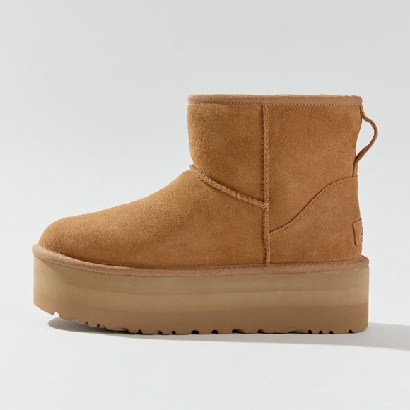 NIB Classic Mini Platform UGG - Picture 4 of 9